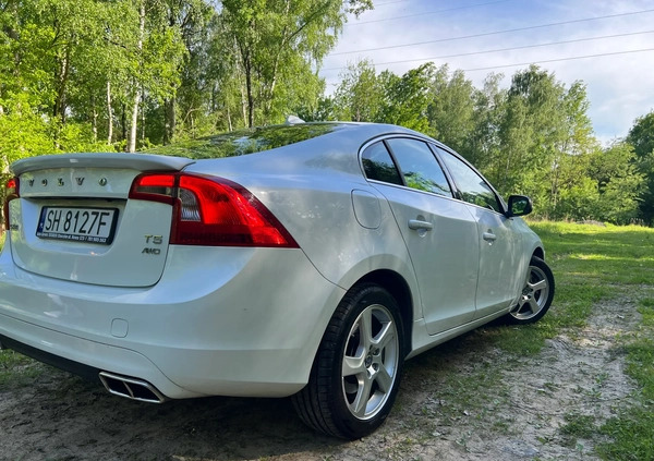 Volvo S60 cena 61500 przebieg: 162000, rok produkcji 2015 z Chorzów małe 254